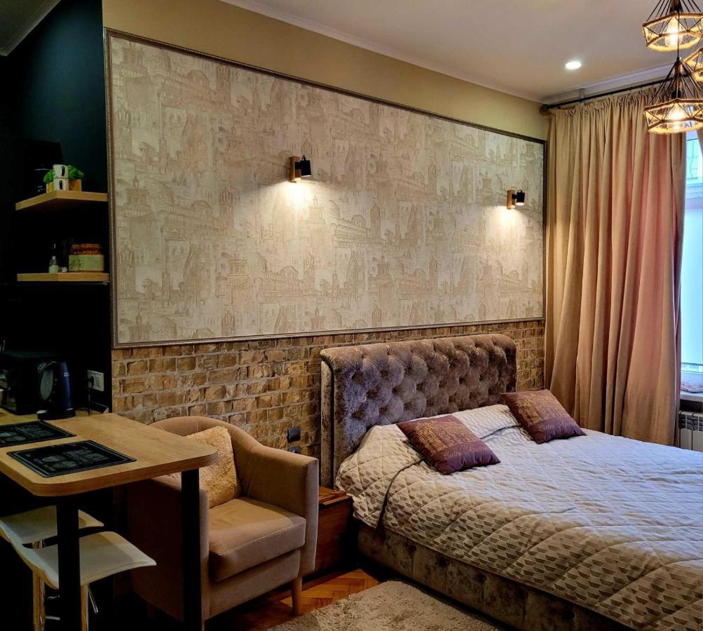 Central Apartments Odesa Exterior photo